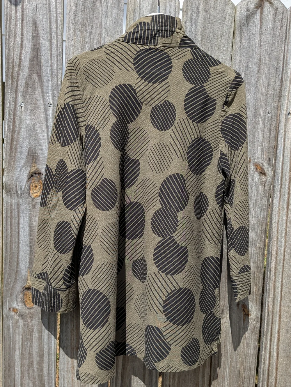 Terra SJ Apparel Large Stand Collar Half Button Shirt Art Deco 3/4 sleeve
